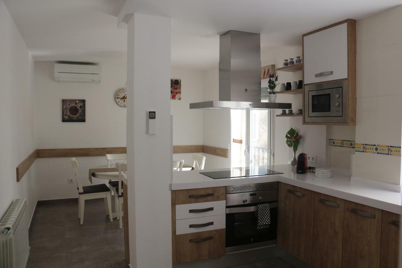 Apartamentos Roca Tarpeya Toledo Eksteriør billede